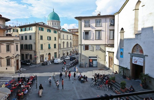Sant' Ambrogio Apartment | BEST DEAL in downtown Florence AirCon INCLUDED+free wi-fi