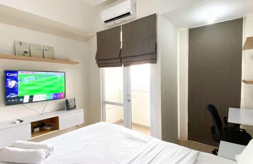 Cikarang Apartment | Best Homey and Nice Studio at Vasanta Innopark Apartment By Travelio