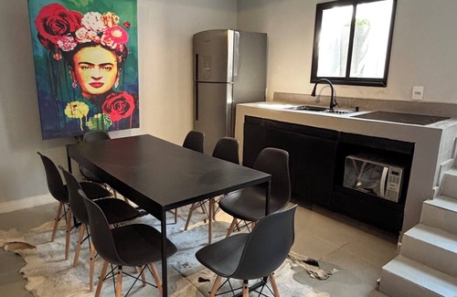 Pinheiros House | Best house: Private pool + pool table + barbecue for up to 10 people near Oscar Freire