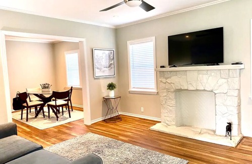 Texas City House | Best House In Area. Premium location for Beach, Galveston, Kemah and Fishing
