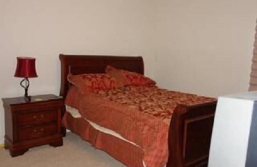West Wildwood House | Best in Wildwood- Very Spacious 2400sq ft home, 3 1/2 blocks from the beach!