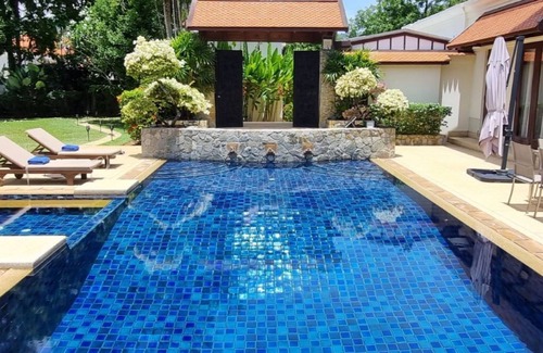 Bang Tao Villa | Best Location in Phuket! - Spacious 5-bedroom villa in peaceful Choeng Thale