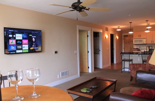 Grand Haven Condo | Best Location - 2BD Waterfront #6 (1 Nt Min - Instant Reserve - CheckIn Anytime)