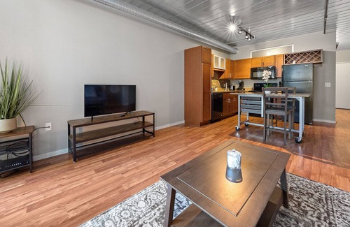 Old West Side Condo | Best Location in Ann Arbor - Walking Distance to U of M 327