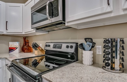 Central Oklahoma City House | *BEST LOCATION IN HEART OF OKC* Completely Renovated 4Bed/2.5Bath
