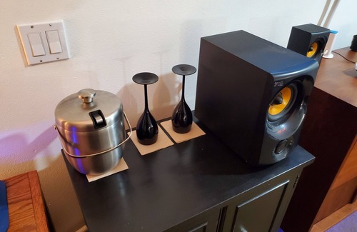 Lake Geneva Condo | Best location luxury studio suite on Lake Geneva walk downtown