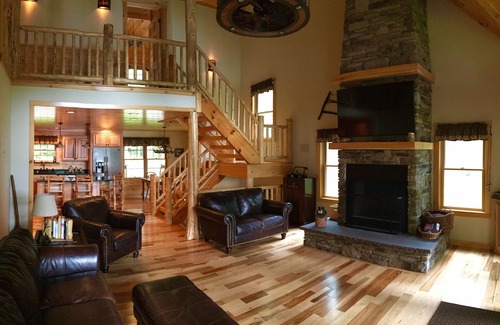 Old Forge House | Best location on the Fulton Chain