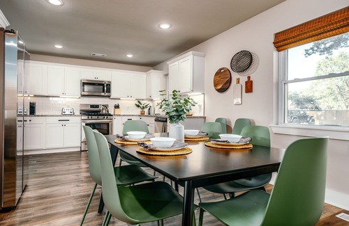 Bentonville House | Best of Bentonville! Bike to Coler/DWTN Square - Early check-in!