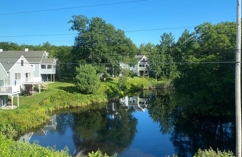 Kennebunkport Condo | Best of both worlds-Resort living on Goose Rocks Beach w/parking at the beach!