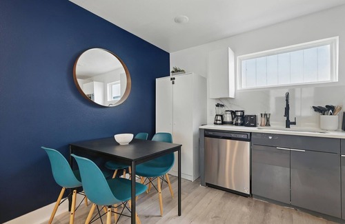 Old East Dallas Apartment | Best of Knox Henderson - 1BD/1BA Style & Comfort