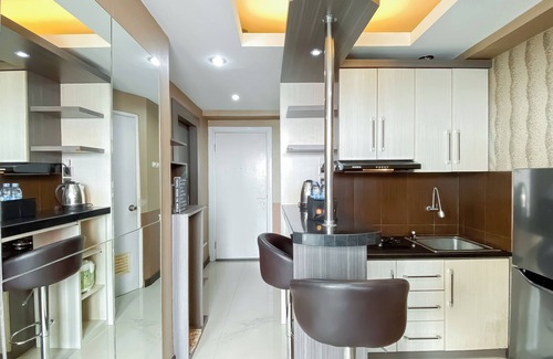 Rawasari Apartment | Best Price And Relaxing 1Br At Green Pramuka City Apartment