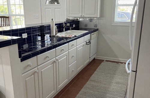 Lake Park House | Best SUNSETS on the Lake! Come and enjoy our Happy Place!