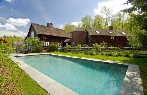 Washington Depot House | BEST TOWN WASHINGTON! "Kielwasser" PoshPadsCT Ski, Pool, 4 FPs, Bikes, Orchards