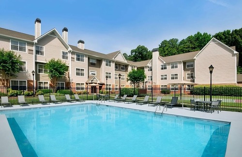 Alpharetta House | Best Value, Quality Stay! Two Modern 2BR Suites with Kitchens, Free Breakfast!