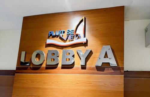 Old Jakarta Apartment | BEST View 2BR Apt Pluit Pool WiFi & Netflix