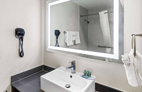 Smyrna Hotel | Best Western Atlanta Cumberland/Galleria Hotel