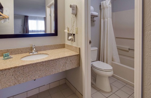 Latonia Hotel | Best Western Clermont