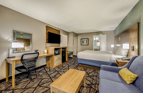 Huntsville Hotel | Best Western Huntsville Inn & Suites