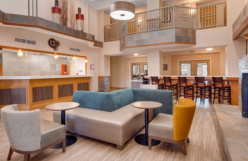 Aurora Hotel | Best Western Plus Gateway Inn & Suites