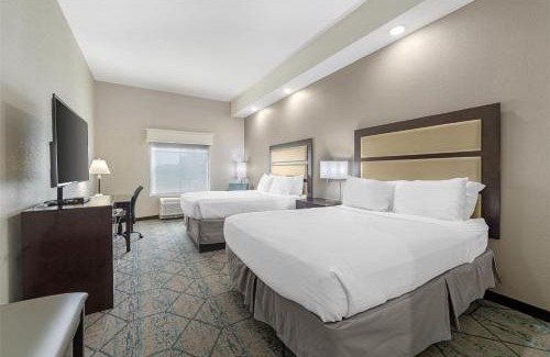 McPherson Hotel | Best Western Plus McPherson