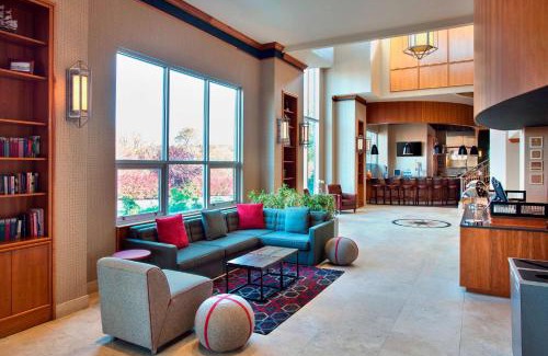 Plainview Hotel | Best Western Premier Plainview-Long Island Hotel