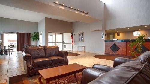 Portage Hotel | Best Western Resort Hotel & Conference Center Portage