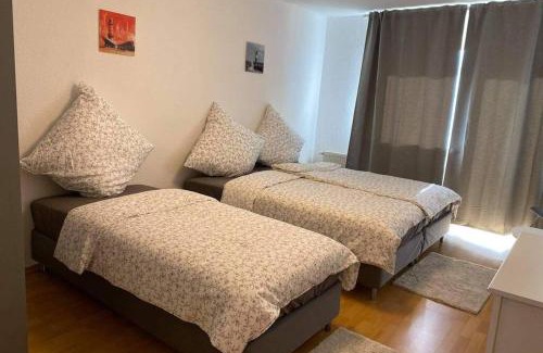 Rostock Apartment | Beste Lage in Rostock: 2-Zimmerwohnung mit Balkon im 1.OG