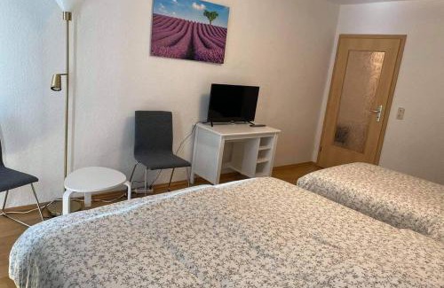 Rostock Apartment | Beste Lage in Rostock: 2-Zimmerwohnung mit Balkon im 1.OG