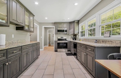 Huntsville Apartment | Bethany A American Retreat