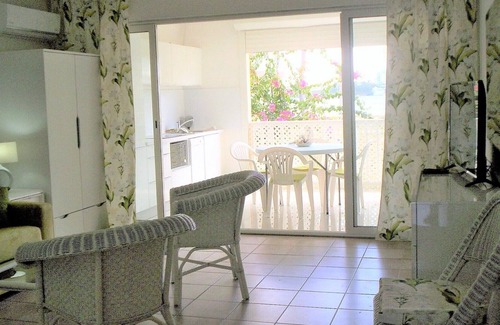 Nettle Bay Apartment | between sea and lagoon, T 2 apartment, no smoking