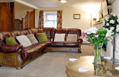 Harlech House | Beudy Hen