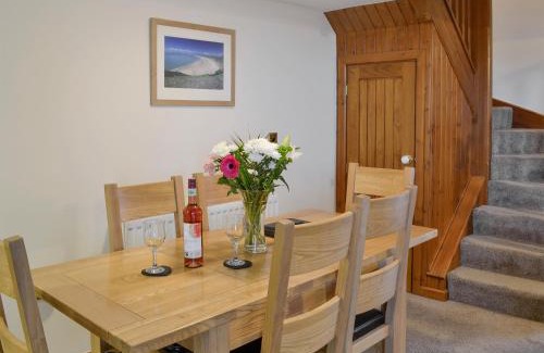 Harlech House | Beudy Hen