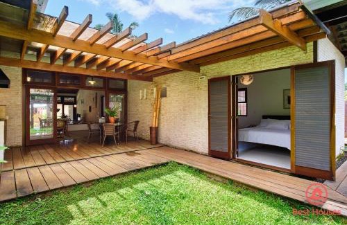 Pedra Verde House | BH36. Casa na Domingas Dias Pertinho da Praia