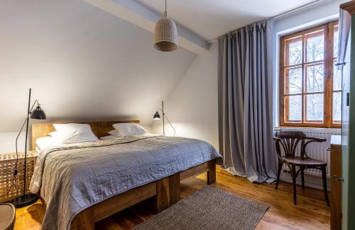 Uscie Gorlickie House | Biały Dom W ROPKI