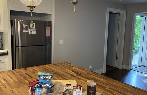 Chico House | Bidwell Bijou: Luxurious home 1 block from Bidwell Park & Downtown.