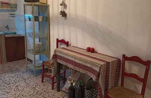 Atalbeitar House | Bienvenidos a Casa Violeta