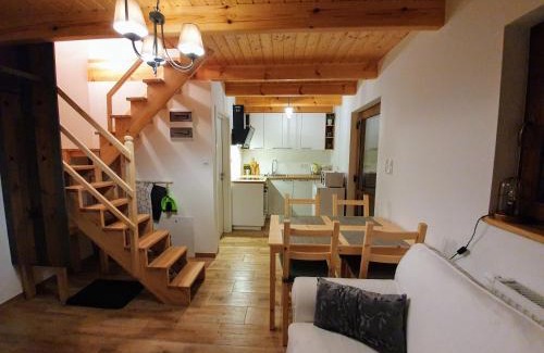 Ustrzyki Dolne House | Bieszczadzki Jeleń
