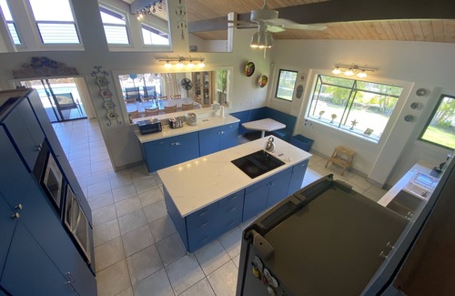 Kailua-Kona House | Big 3BR/4BA (3056sq ft) Kona Home with Pool/Jacuzzi, OceanView (Sleeps 16 max)