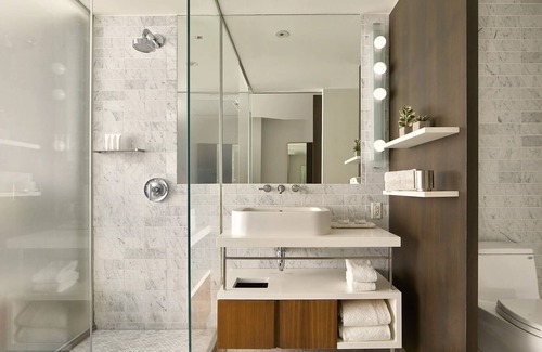 Tribeca Hotel | Big Apple Getaway! Relaxing unit for your stay! Close to Brooklyn Bridge!