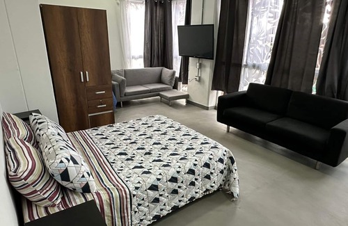 Medellin Apartment | Big apt for Big Groups in Poblado Park 302