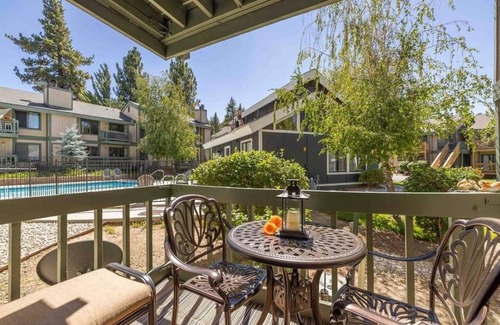 Boulder Bay Condo | Big Bear Getaway Steps to Lake