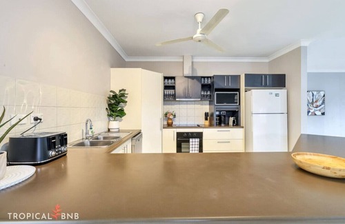 Rosebery House | Big Family Home | Outdoor Entertaining & BBQ