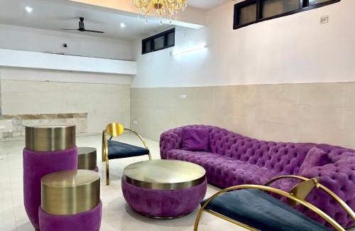 Sector 39 Villa | Big hall for parties near medanta