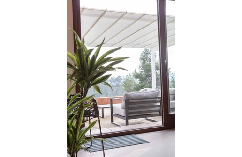 Aiguamurcia House | Big House, Les Apieres.