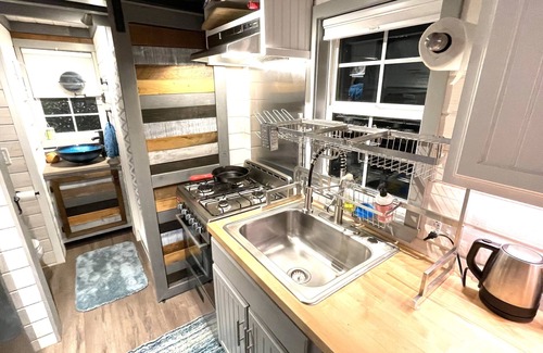 Victor House | Big View Tiny House, a luxury tiny house experience!