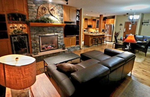 Big White Ski Resort Condo | Big White Aspens Slopeside