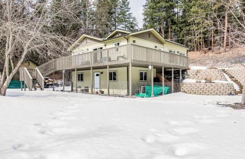 Woods Bay House | Bigfork Lake Getaway