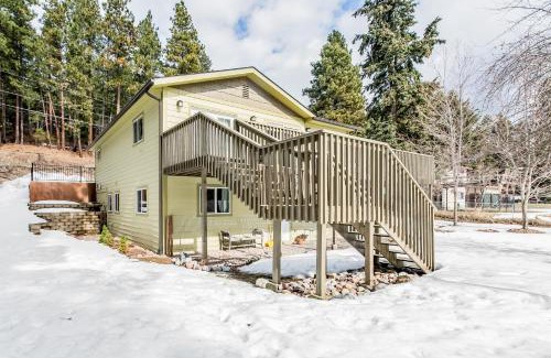 Woods Bay House | Bigfork Lake Getaway