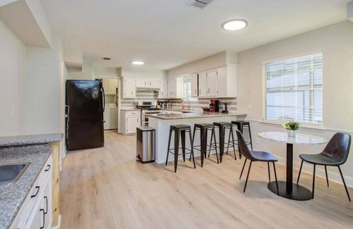 Jersey Village House | Bigger & Better - Tropical Oasis meets Texas Charm