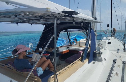 Carti Tupile Boat Rental | Biggest charter yacht in San Blas